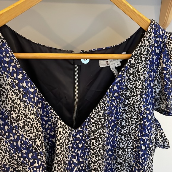 BCBGeneration belted dress - Picture 2 of 5